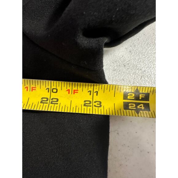 Figs Technical Collection Women's Size L Scrub Top Short Sleeve V-Neck Black C21 - Picture 5 of 6